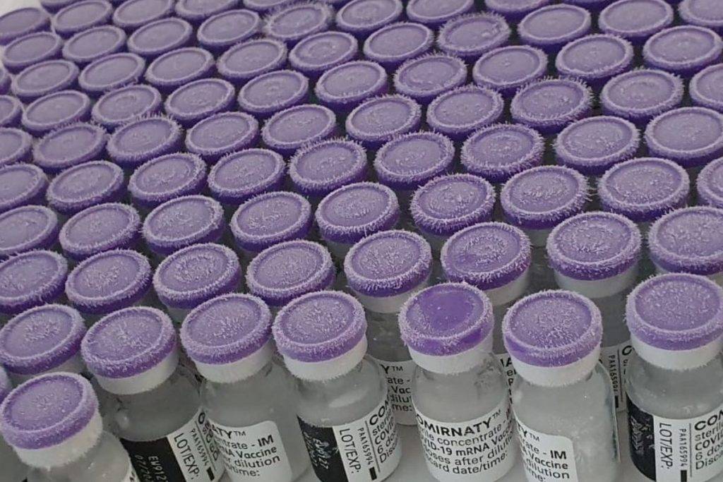 Pfizer detecta venta de vacunas contra Covid-19 falsas en México