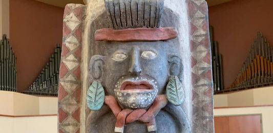EU regresa a México urna maya elaborada entre el 900 y mil 600 d.C