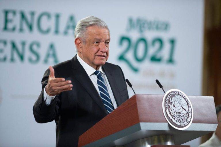 Predios en los que se realice huachicol sujetos a extinción de dominio: AMLO