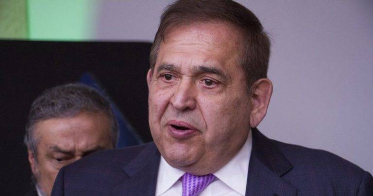 El caso de Ancira aún no termina; tiene que pagar: AMLO
