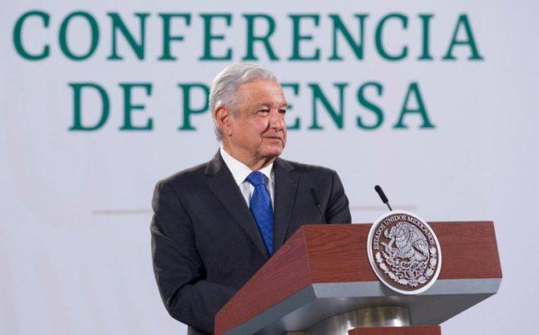 Lo del TEPJF es un golpe a la democracia; hay que sustituir candidatos: AMLO