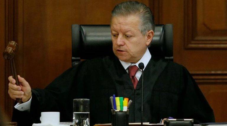 Arturo Zaldívar seguirá al frente de la SCJN; diputados aprueban ampliar mandato