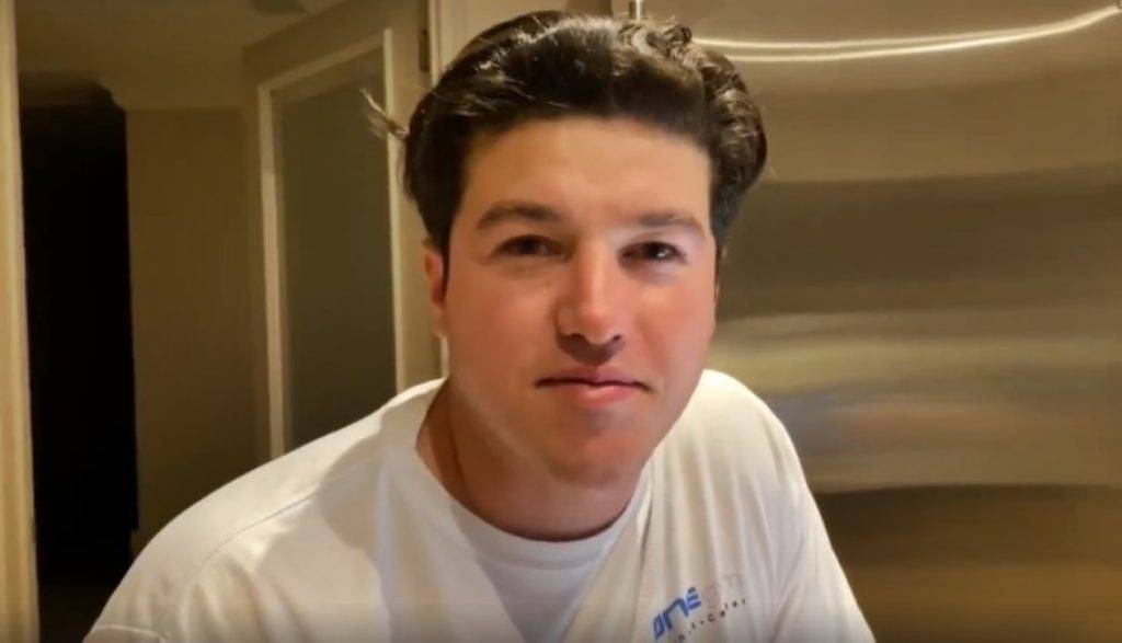 "Ponte narco"; parodian a Samuel García