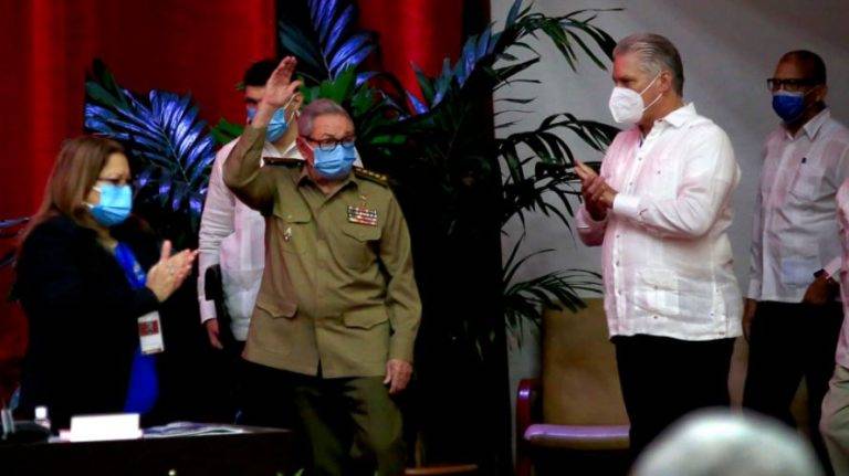 Miguel Díaz-Canel asume dirigencia del Partido Comunista de Cuba