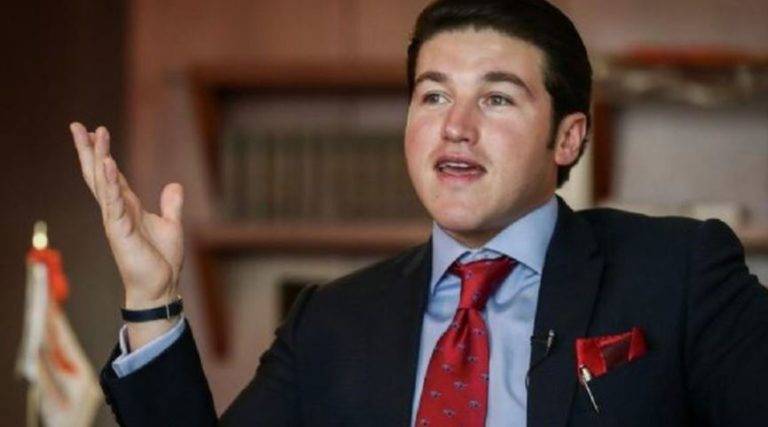 El "niño naranja" , el más gastalón en la carrera electoral