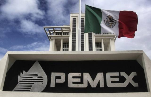 Se reducirá la carga hacendaria de Pemex y CFE