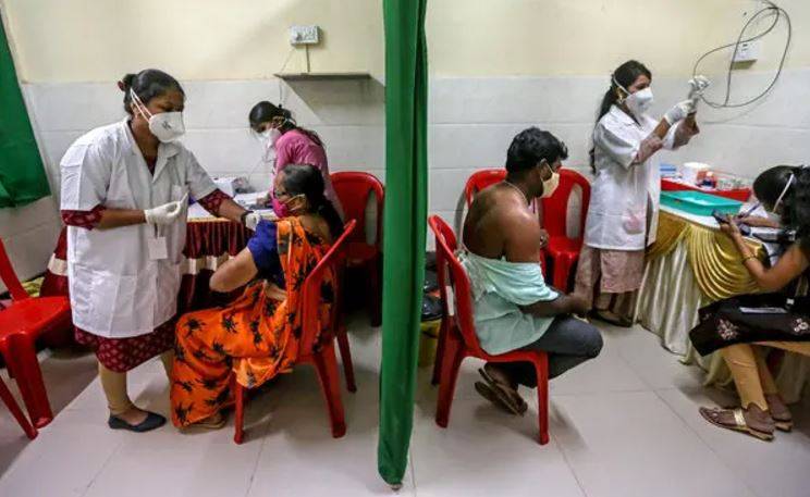 India se queda sin vacunas contra Covid-19 