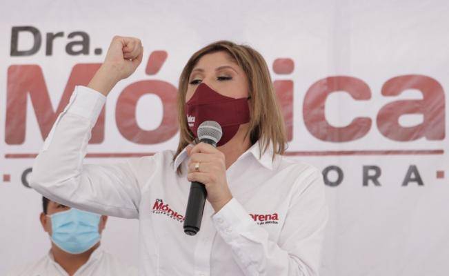 INE decide sólo imponer multa a Mónica Rangel