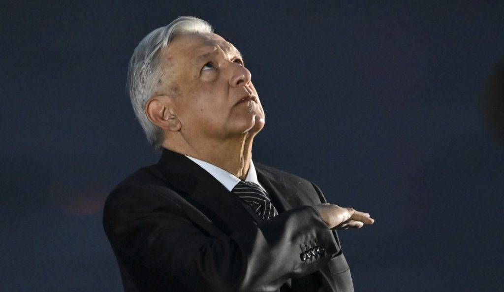 La revista "elitista" The Economist llama "falso mesías" a AMLO