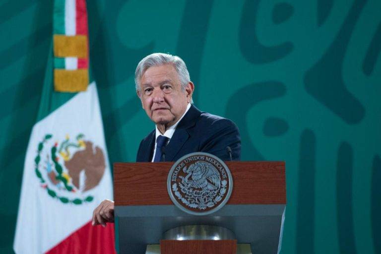 En octubre toda la población estará vacunada contra Covid-19: AMLO