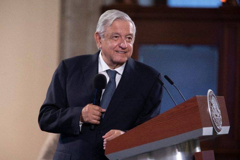 Aún no termina la limpia en Pemex: AMLO