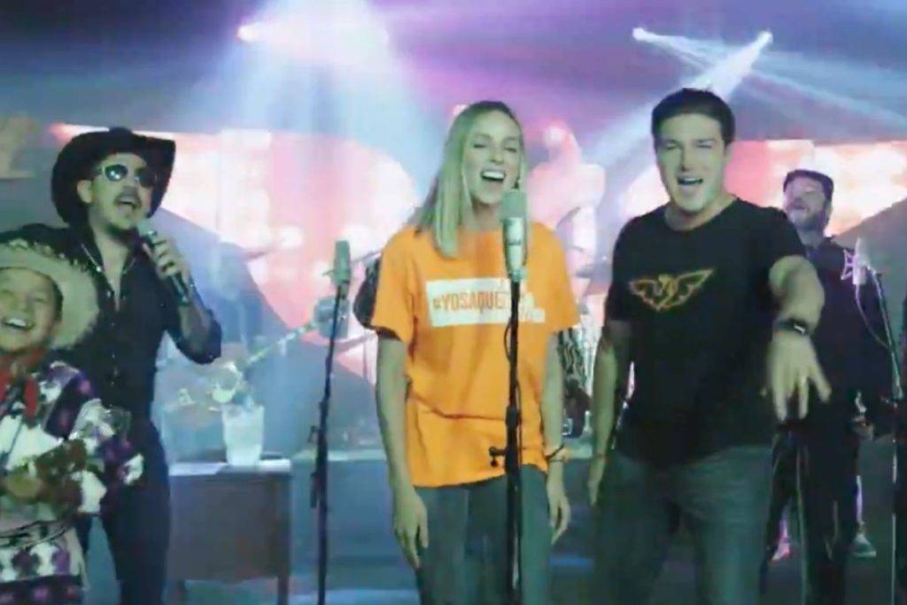 Critican a músicos de Genitallica y Pato machete por aparecer en nuevo video de Samuel García