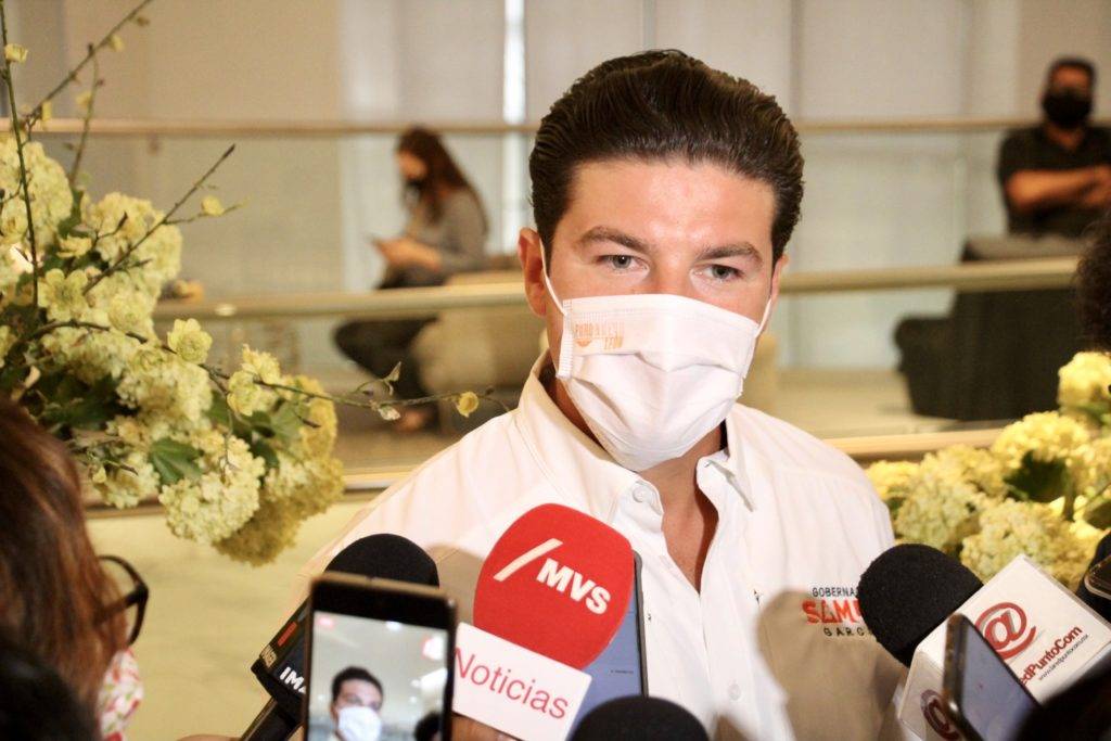 Empresas fantasma del suegro de Samuel García mueven 1 mil 500 mdp