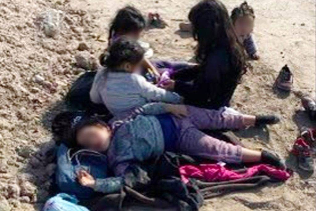 Rescatan a cinco niñas migrantes abandonadas en Texas; una de ellas tiene 11 meses de edad