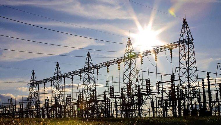Presidencia presenta nuevo recurso de revisión por suspensiones a ley eléctrica