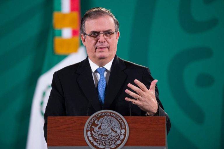 Apertura de frontera con EU podría ser en verano: Ebrard