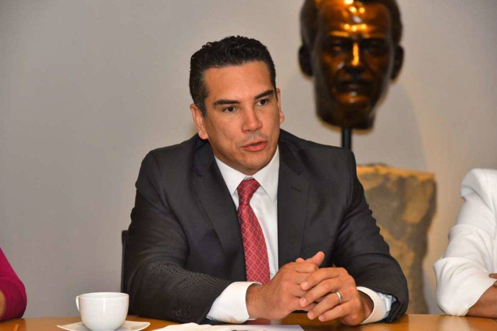 Alito Moreno, acusado de desviar más 59 mdp cuando fue gobernador