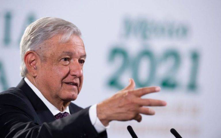 Hay que poner orden a importación de gasolinas; había mucho huachicol: AMLO