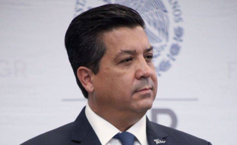 Cabeza de Vaca no irá a la cárcel... por el momento; juez da amparo