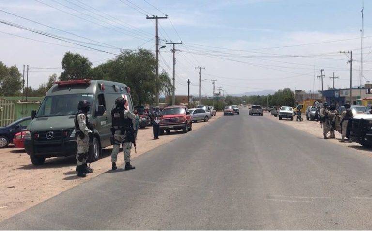 Fallece padre y su bebé en balacera en centro de vacunación contra Covid-19