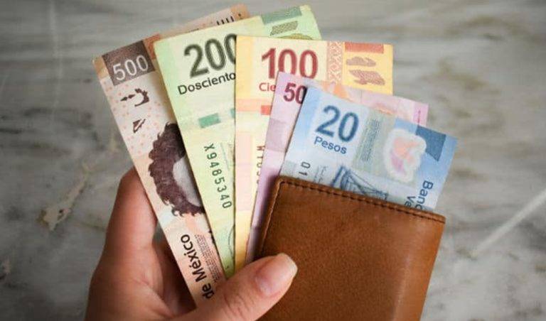 El SAT vigilará los depósitos que superen los 15 mil pesos