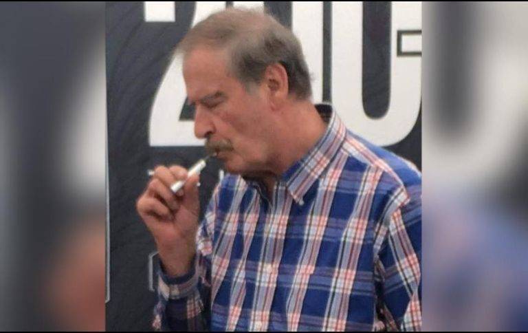 Hoy fue un feliz día para Fox; celebra despenalización de la marihuana