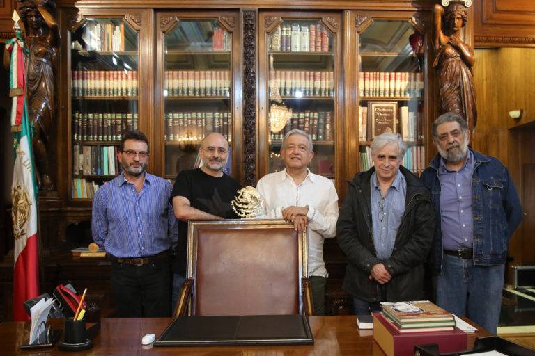 “Me dolió muchísimo enterarme de la muerte de Antonio Helguera”: AMLO