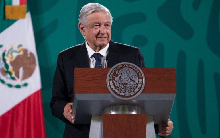 Existe el proyecto de impulsar el desarrollo de Nayarit de sur a norte: AMLO