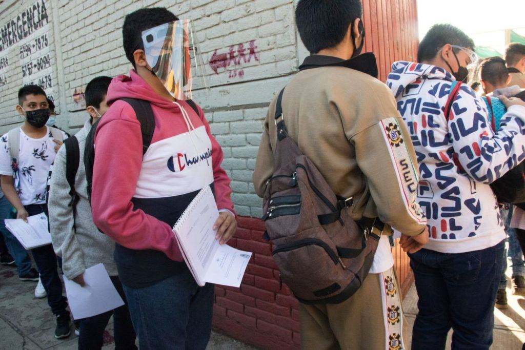 Detectan tres casos de Covid-19 en escuelas de la CdMx tras regreso a clases presenciales
