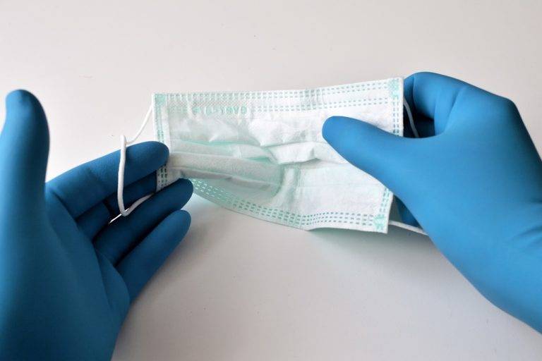 Dentista vacunado contra el Covid-19 fallece tras contraer el virus