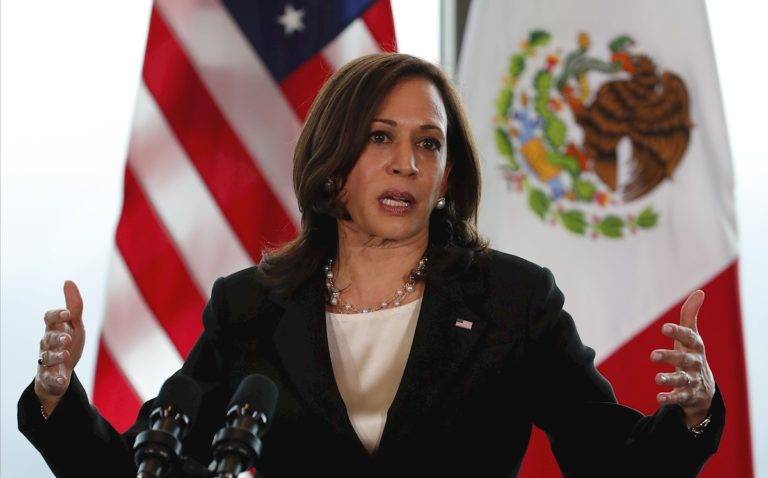 Kamala Harris pidió a México y Guatemala respetar a la prensa y ONG's