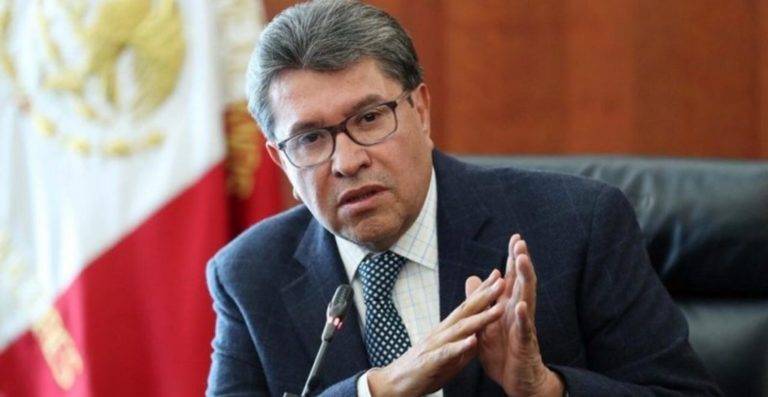 Monreal llama a senadores a cerrar filas con AMLO para continuar la transformación