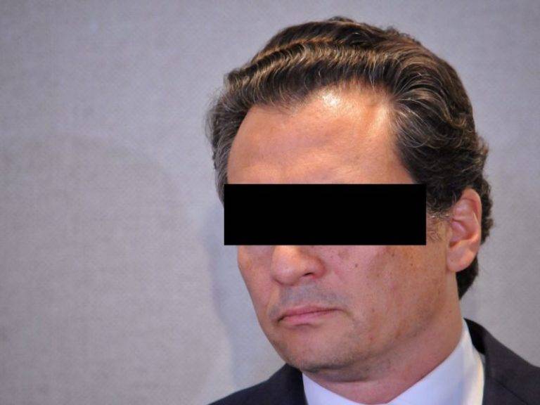 UIF presenta sexta denuncia en contra de Lozoya
