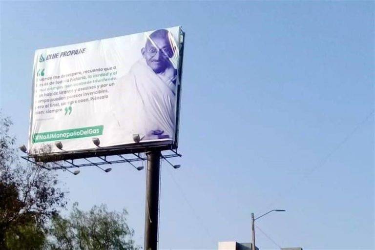 Gobierno de Tijuana censura espectacular contra monopolio del gas
