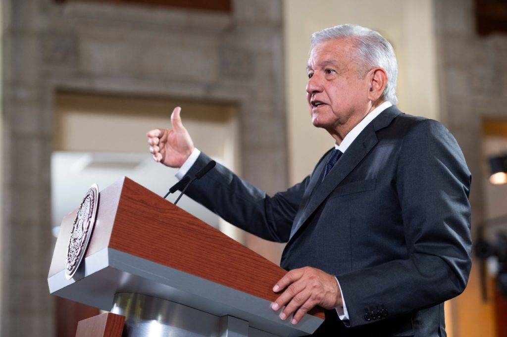 Las Fuerzas Armadas operarán las aduanas, no se aceptan recomendados: AMLO