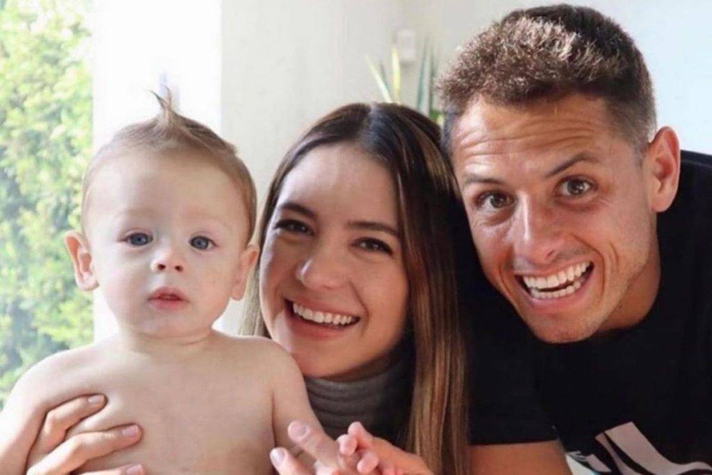 Sarah Kohan pide a Chicharito millonaria pensión alimenticia por ser un padre ausente