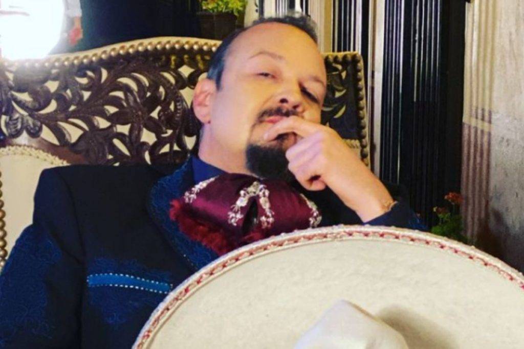 Pepe Aguilar pide a sus trabajadores que se vacunen si quieren trabajar con él