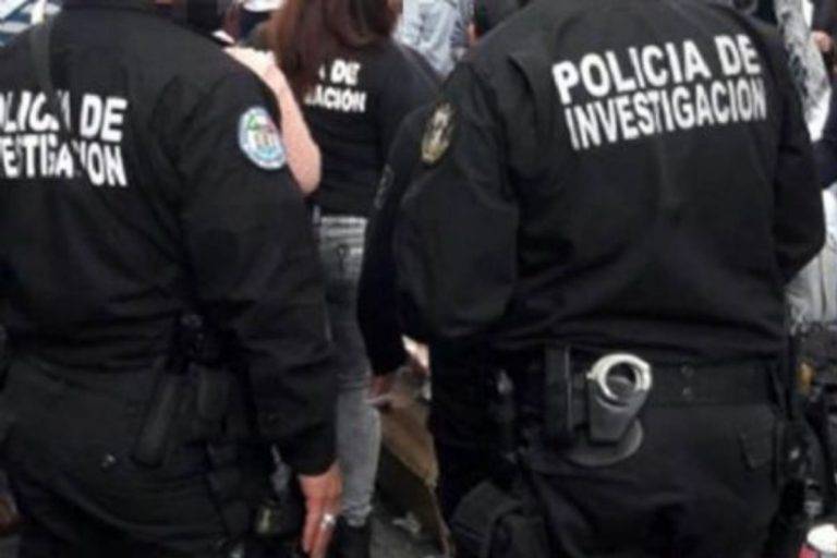 Comandante de la fiscalía de CDMX es acusado de difundir fotos intimas de mujeres