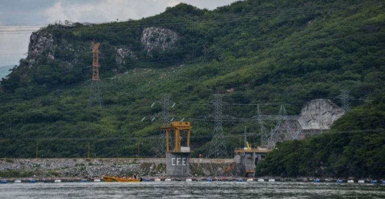 Inversión de mil millones de dólares para modernizar 14 hidroeléctricas: CFE