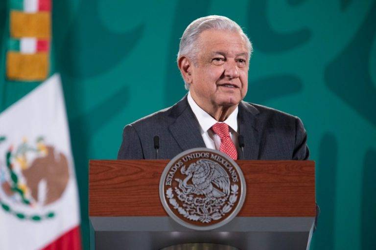 No estamos de acuerdo con las autodefensas: AMLO
