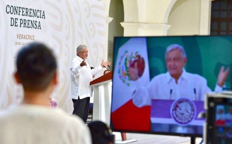 Hay que separar lo político de lo humanitario, dice AMLO sobre Cuba