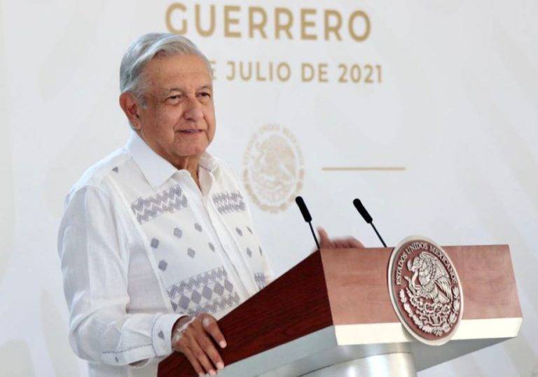 AMLO asegura que respetará la veda por la Consulta Popular