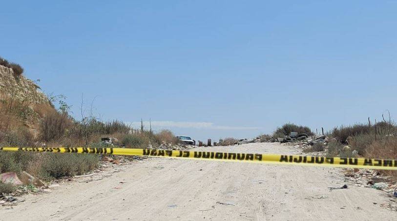 Asesinan a 5 hombres en Michoacán; dejan sus cuerpos en camino de terracería