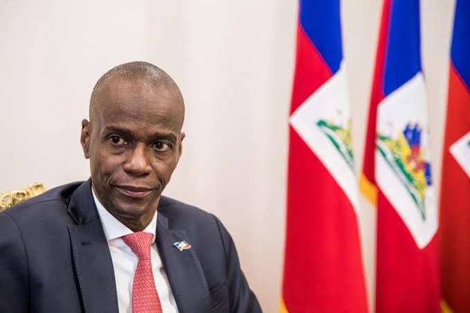 El presidente de Haití, Jovenel Moïse, recibió dices disparos de bala luego de que un comando lo atacó. 