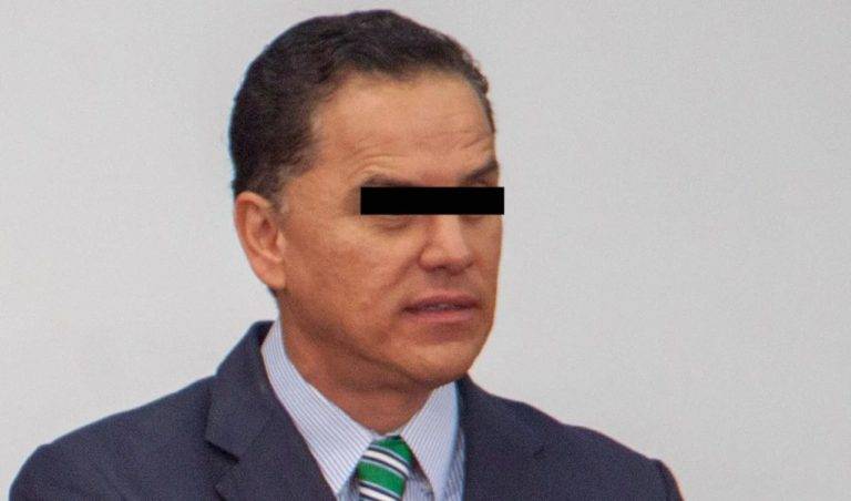 Ordenan suspender proceso por falsificación en contra de Roberto Sandoval