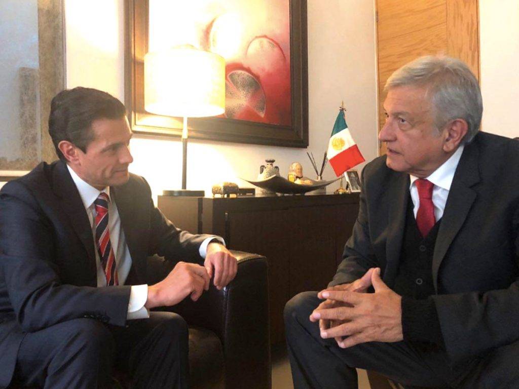 AMLO revela que Peña Nieto se sintió traicionado por empresarios que “recibieron favores”