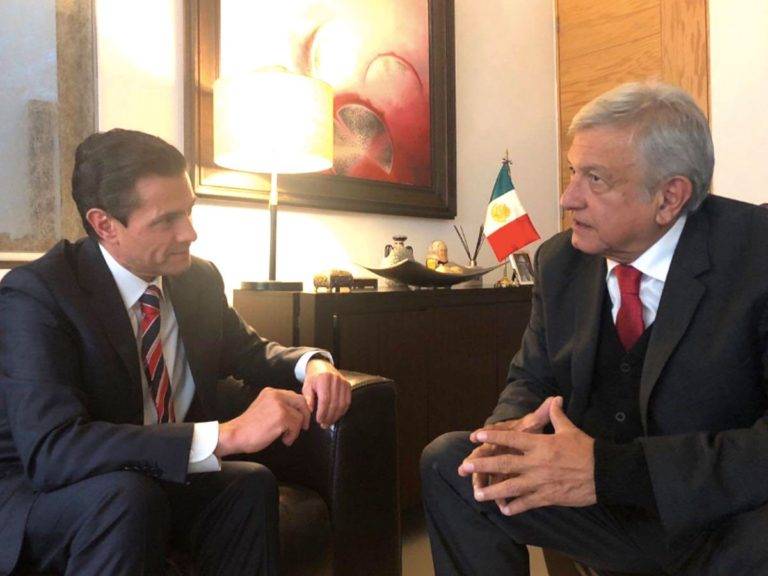 AMLO revela que Peña Nieto se sintió traicionado por empresarios que “recibieron favores”