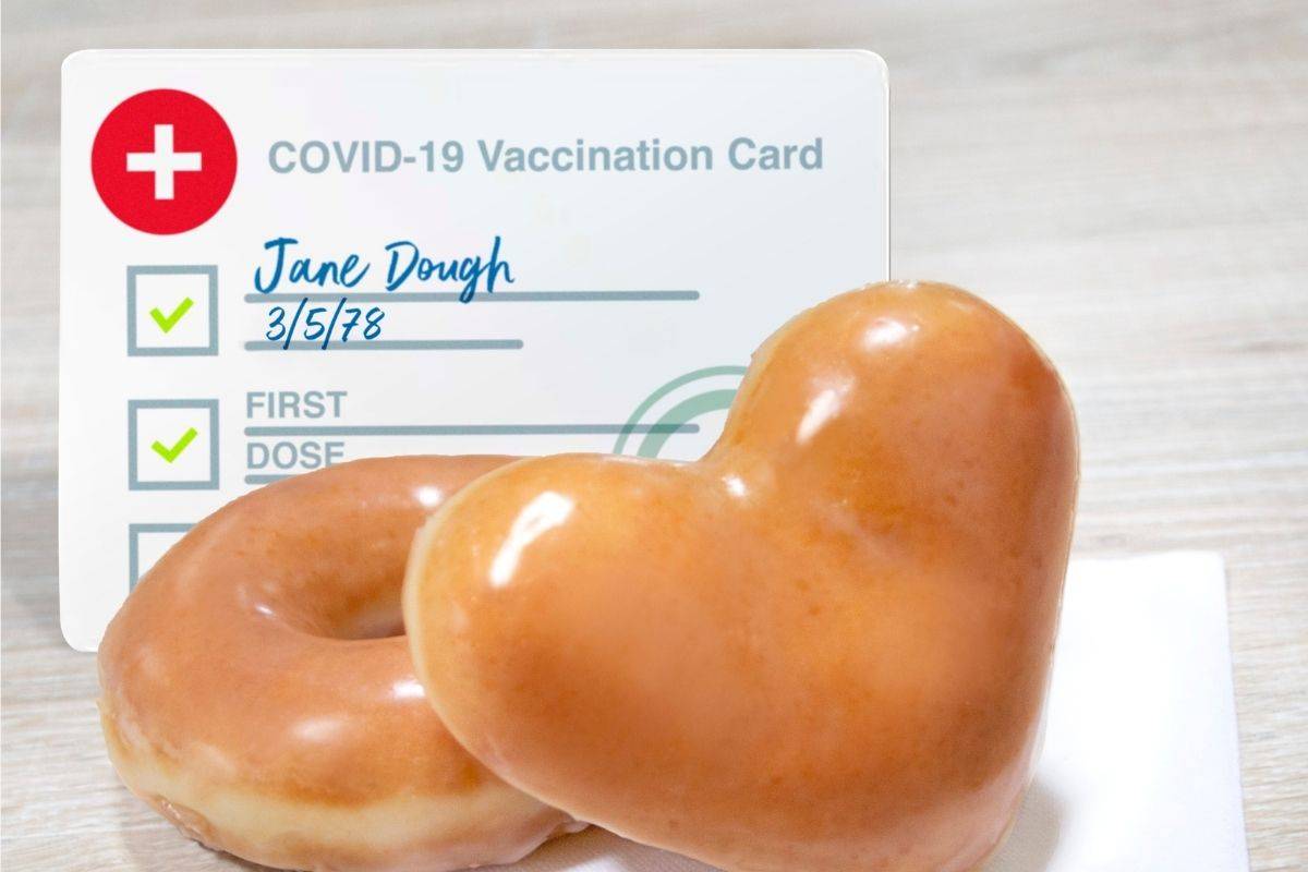 Krispy Kreme mejora promoción y ofrece 2 donas gratis a personas vacunadas contra Covid-19