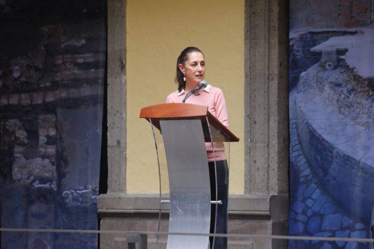 Sheinbaum se lanza contra el clasismo y racismo heredados por la colonia