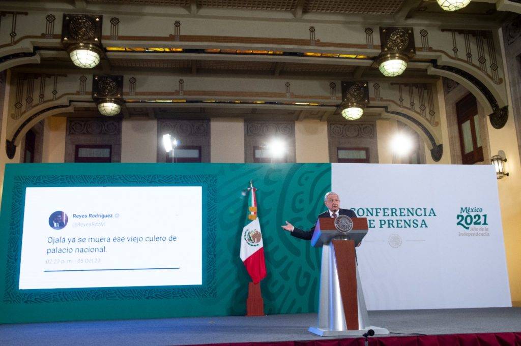 Crisis y descomposición en el TEPJF; deberían renunciar por dignidad: AMLO